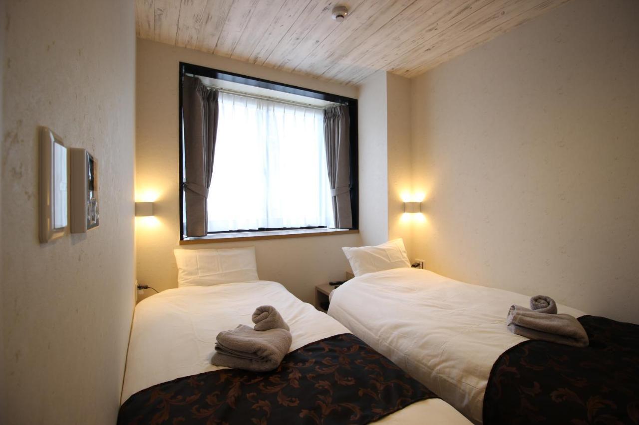 Namba West Saika Daire Osaka Dış mekan fotoğraf