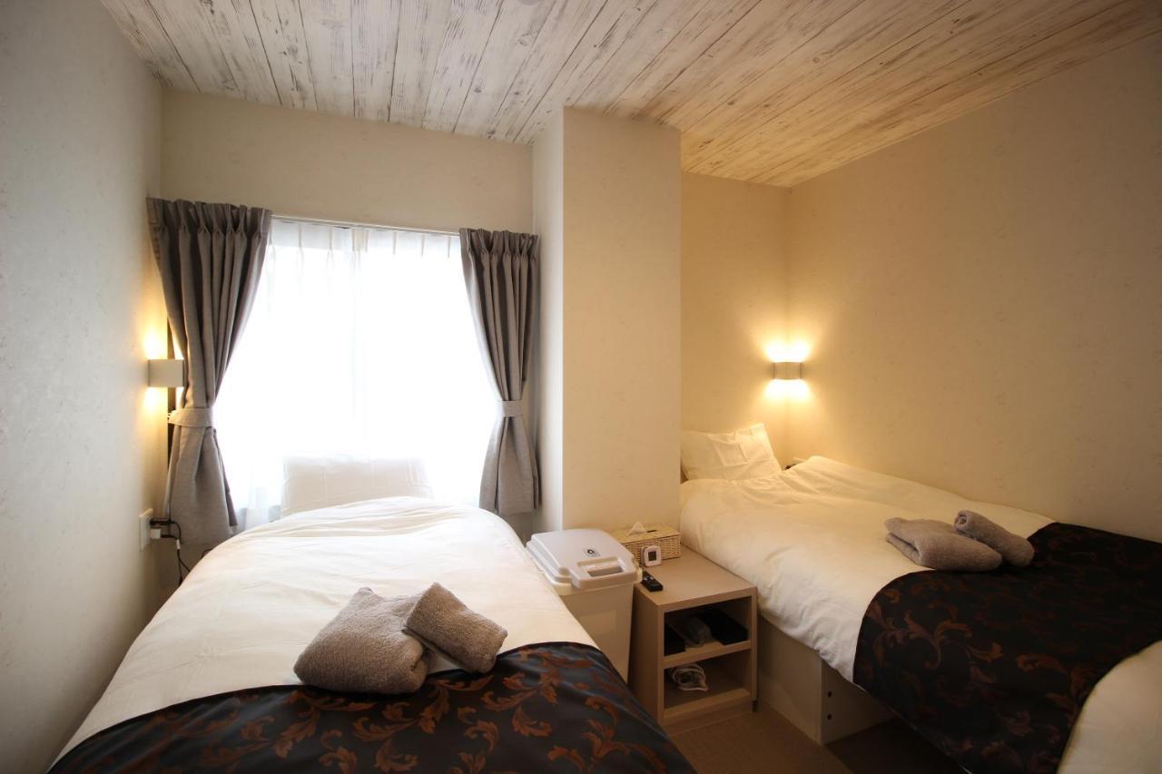 Namba West Saika Daire Osaka Dış mekan fotoğraf