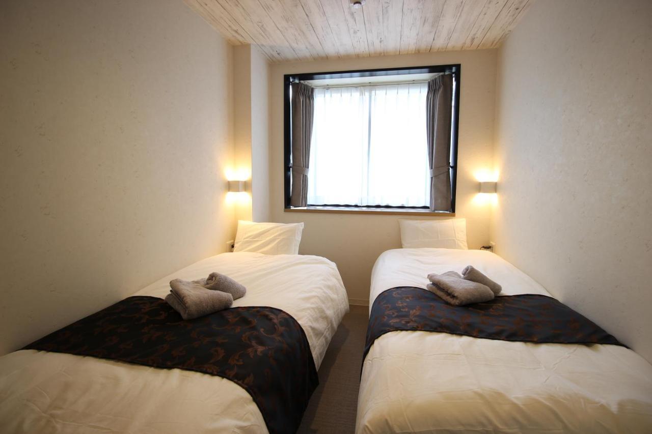 Namba West Saika Daire Osaka Dış mekan fotoğraf